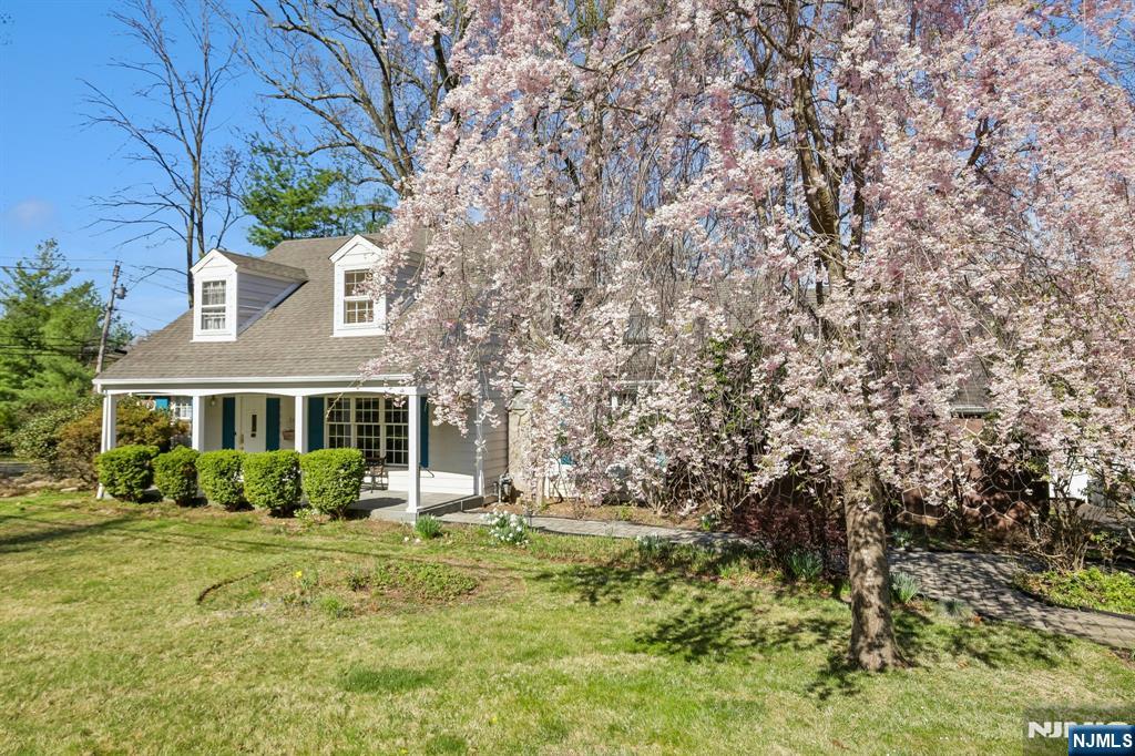 162 Anderson Avenue — photo 3