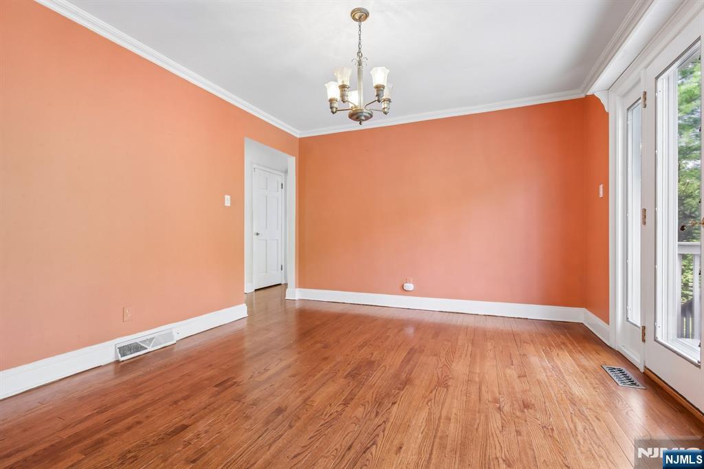 162 Anderson Avenue — photo 8