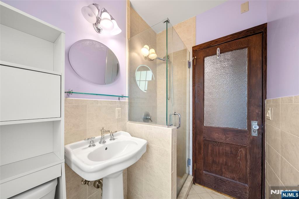 1231 Alicia Avenue, Teaneck, NJ 07666 Listing Photo  15