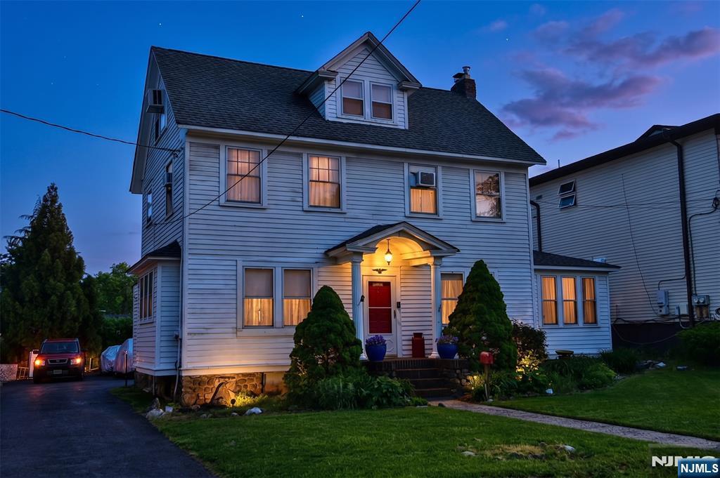 Homes for sale in Lodi, NJ | 343 Union St, Lodi, NJ 07644 | MLS# 26013014