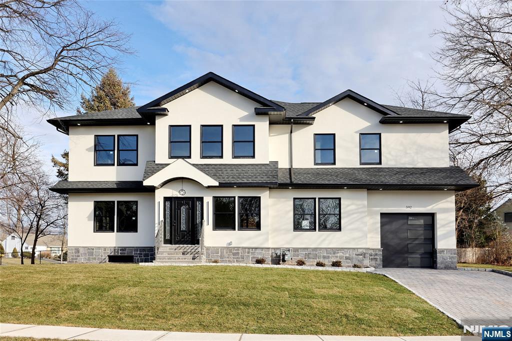 592 Fermery Drive - Photo 2