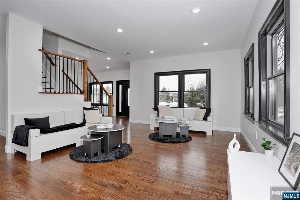 592 Fermery Drive, New Milford, NJ 07646 Listing Photo  17