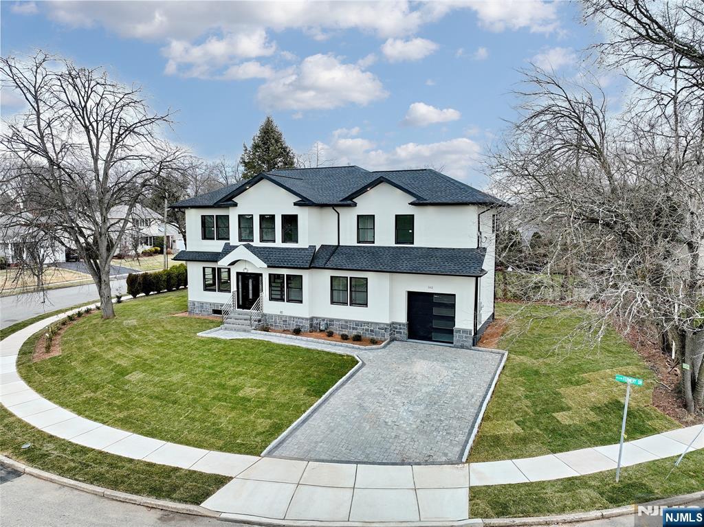 592 Fermery Drive, New Milford, NJ 07646 Listing Photo  2