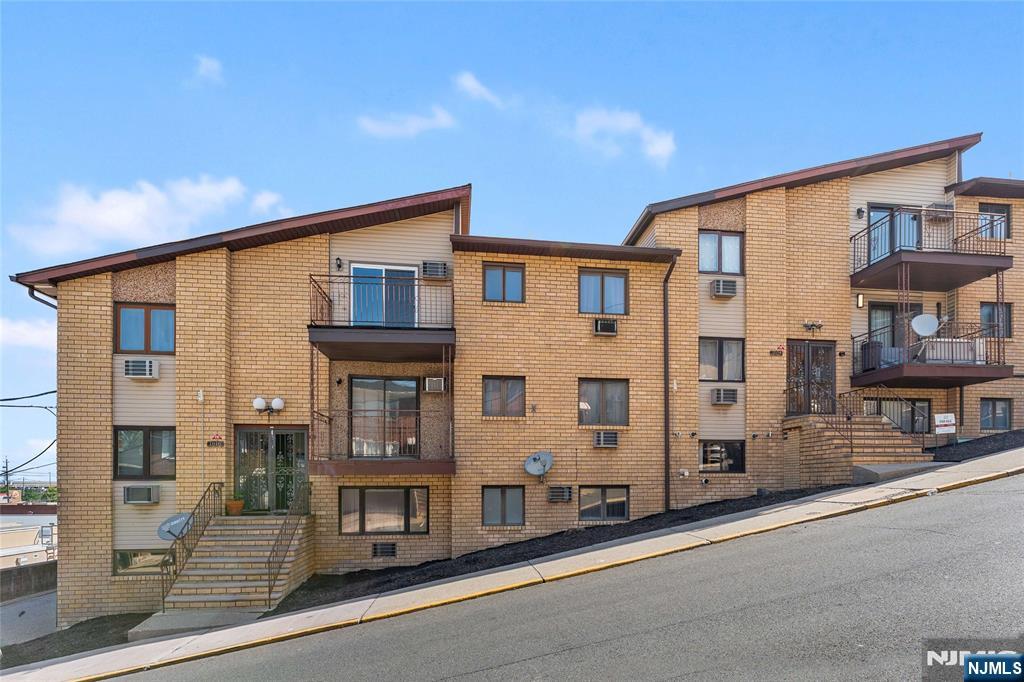 446 Passaic Street UNIT 6E, Hackensack, NJ, 07601