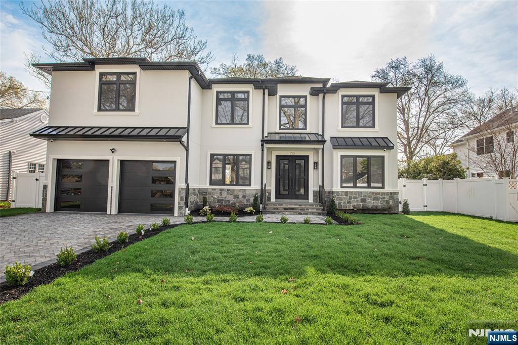 722 Erie Road - Photo 1