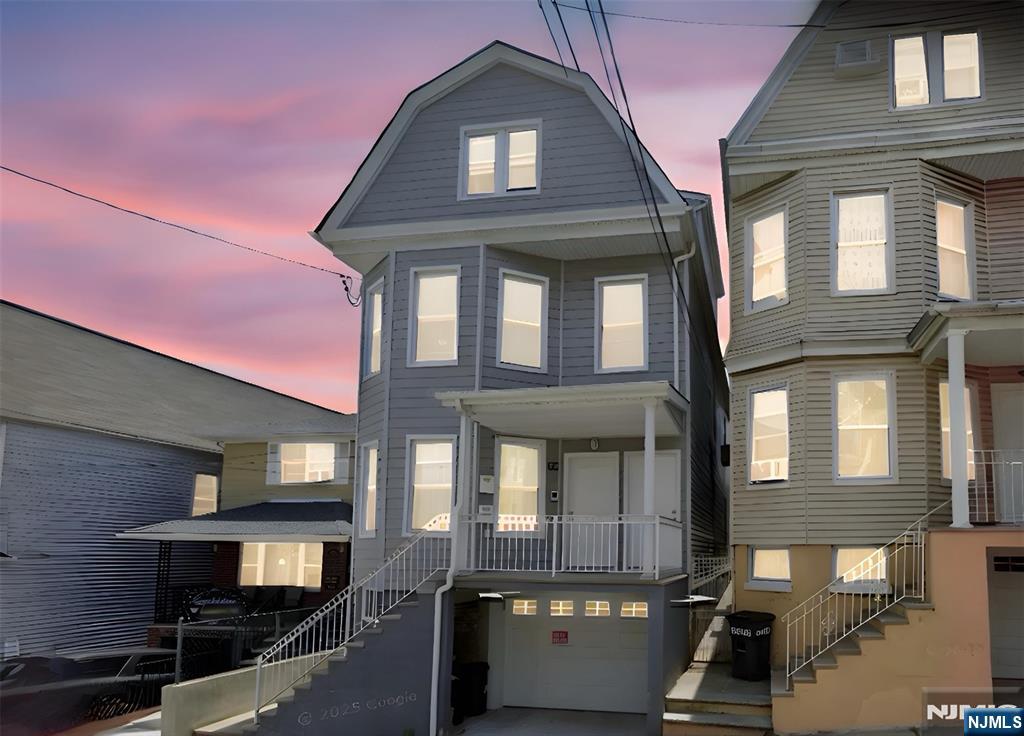90 Hoyt Street 1 - Photo 1