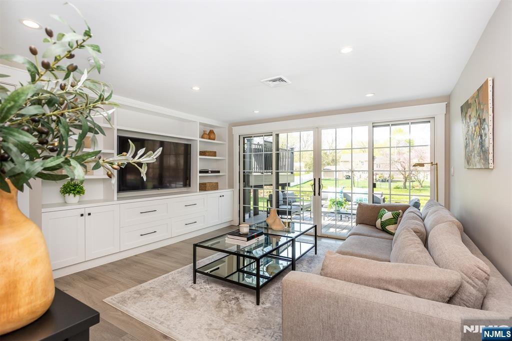 59 Laauwe Avenue, Wayne, NJ, 07470