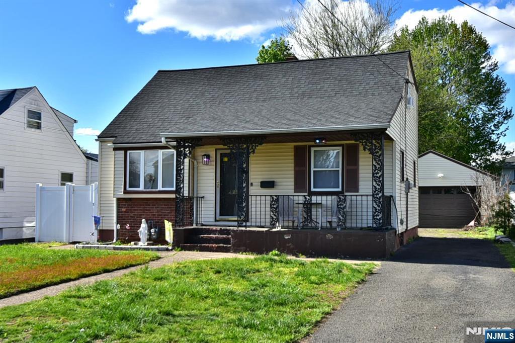 225 Wilson Street - Photo 1