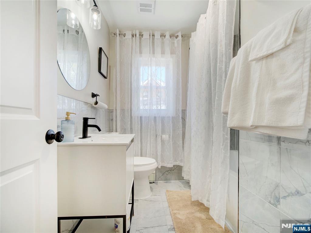 38 Orchard Place, Irvington, NJ 07111 Listing Photo  7