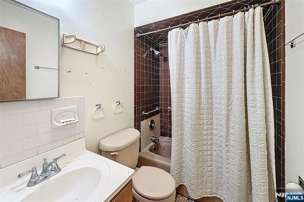 142 Valley View Drive