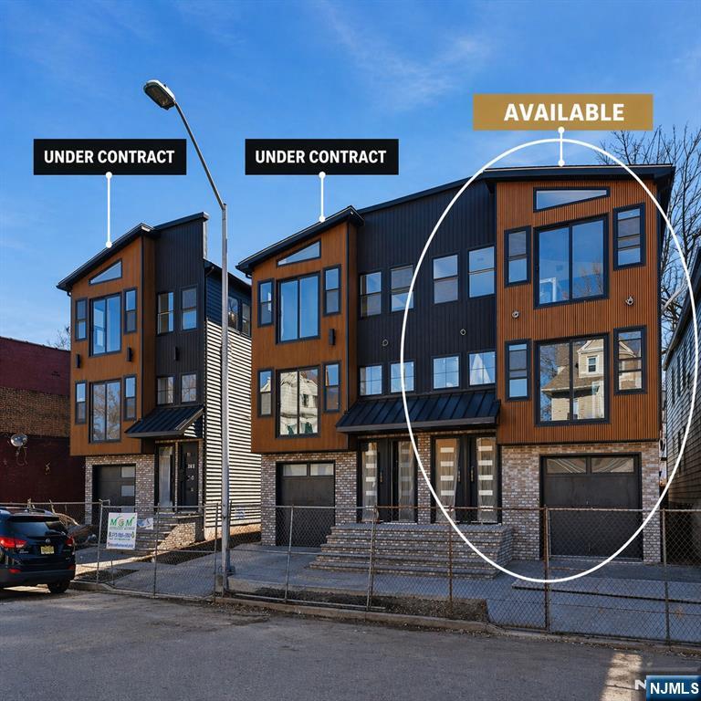 130 N 17th - Photo 1