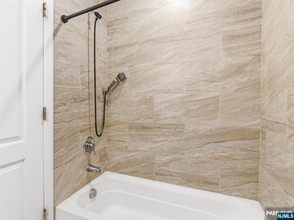 262 2nd Avenue, Newark, NJ, 07107