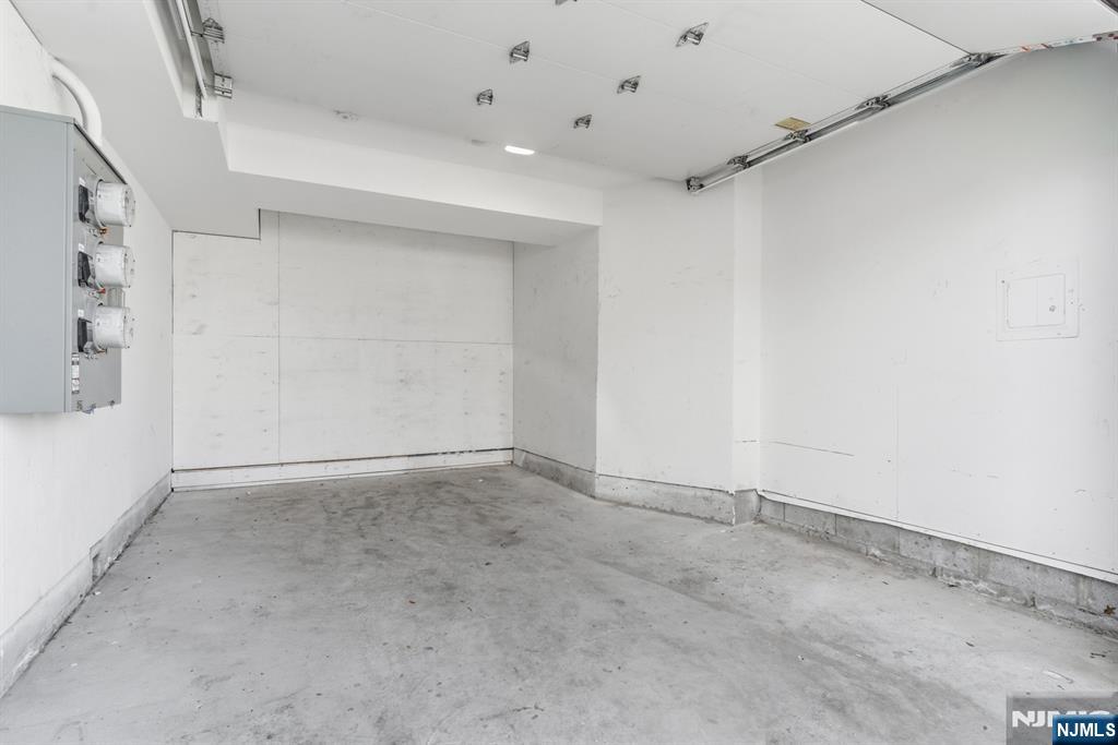 262 2nd Avenue, Newark, NJ, 07107