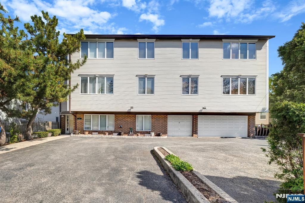 61 Eastern Way 3 - Photo 4