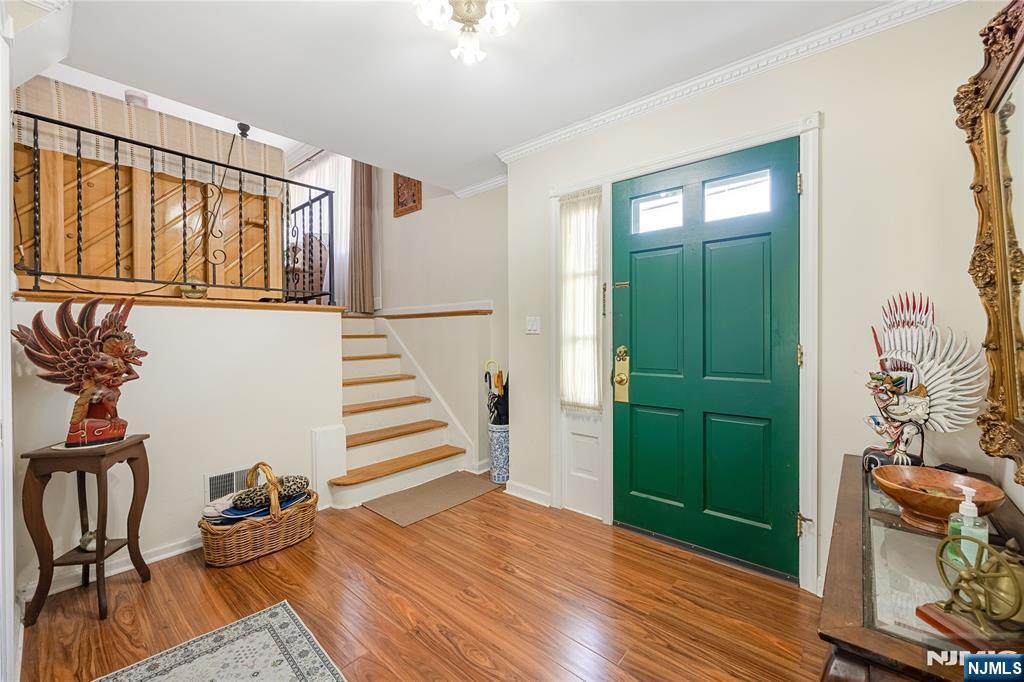 1150 Roosevelt Avenue - Photo 5