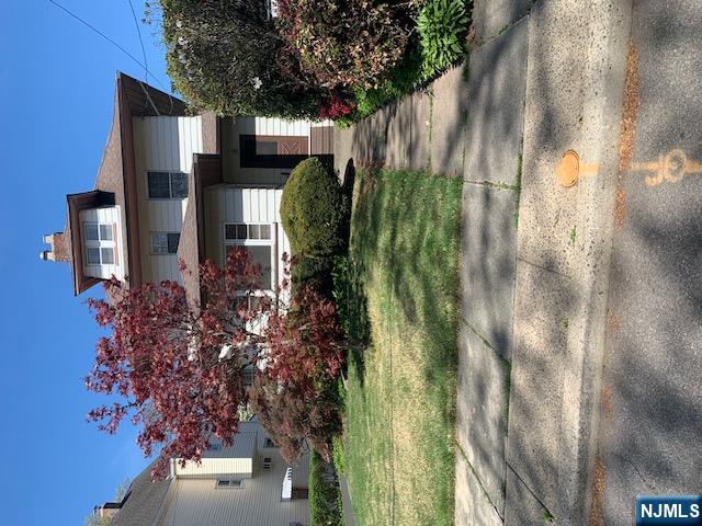 415 Hillside Avenue - Photo 1