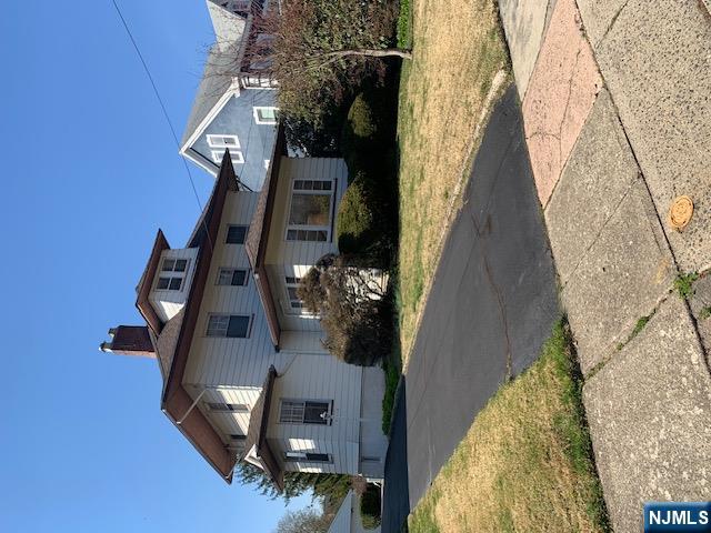 415 Hillside Avenue - Photo 2