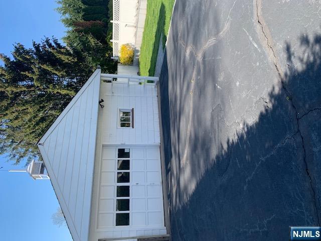 415 Hillside Avenue - Photo 5