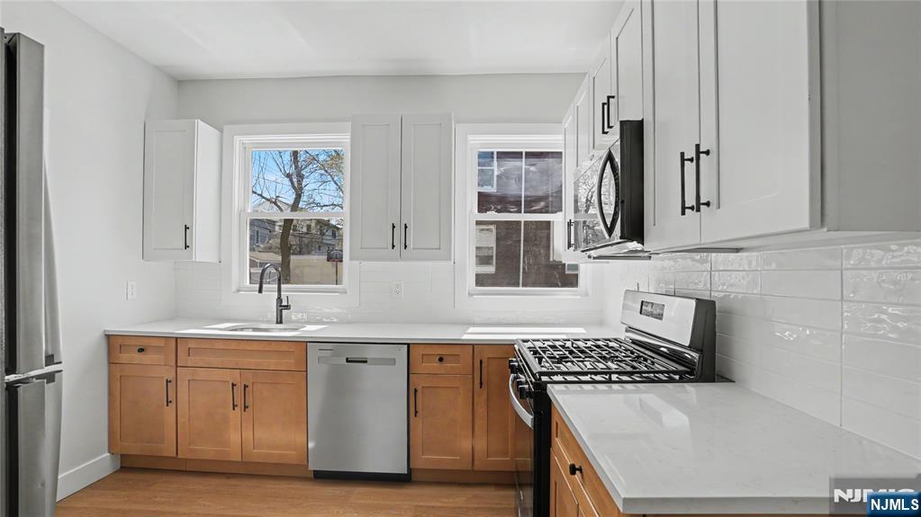 158 15th Street - Photo 2