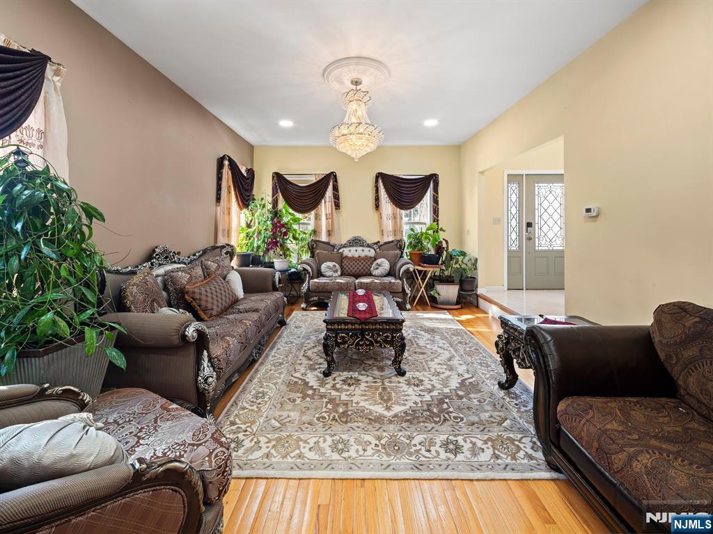 7 Patrick Avenue - Photo 5