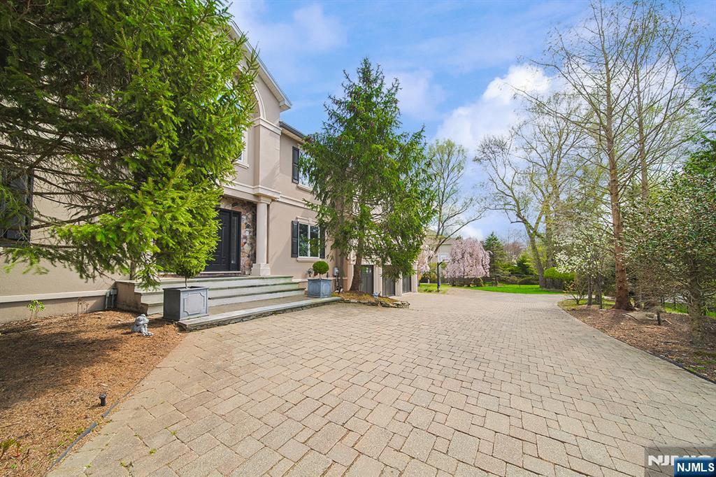 74 Sherwood Road, Norwood, NJ, 07648