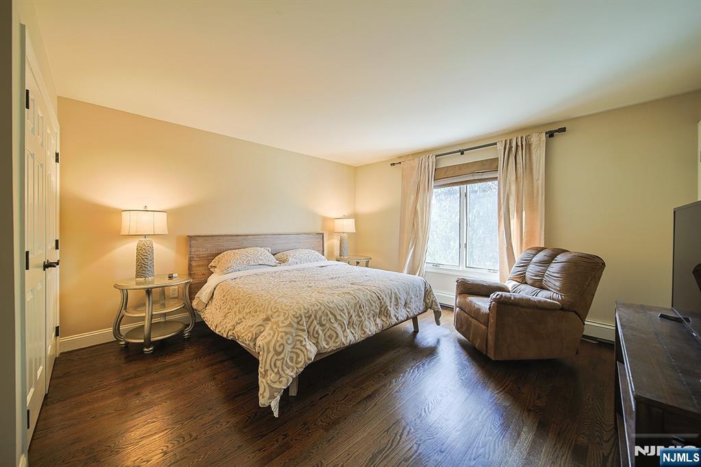 74 Sherwood Road, Norwood, NJ, 07648