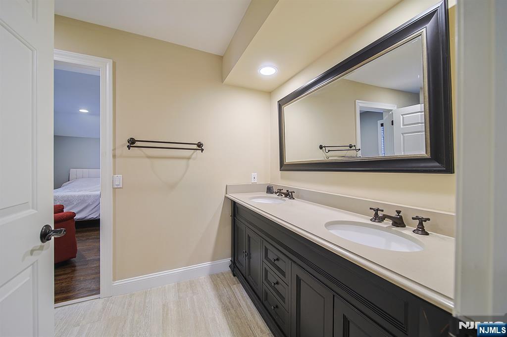 74 Sherwood Road, Norwood, NJ, 07648