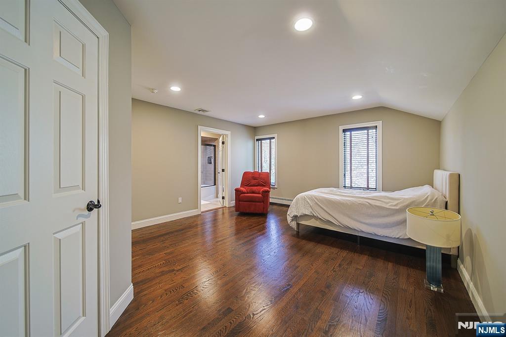 74 Sherwood Road, Norwood, NJ, 07648