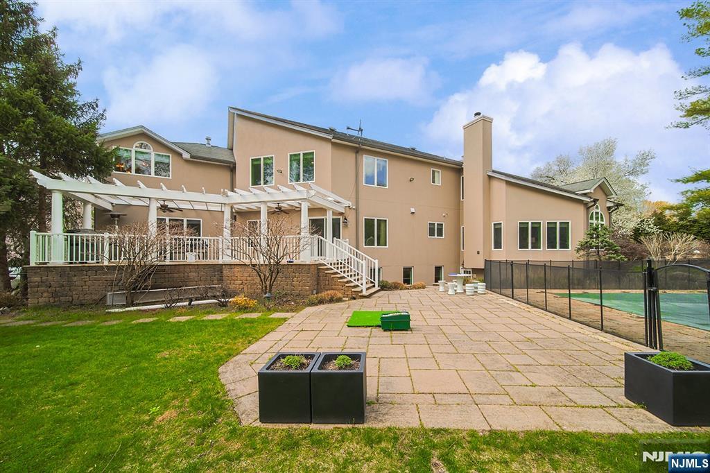 74 Sherwood Road, Norwood, NJ, 07648