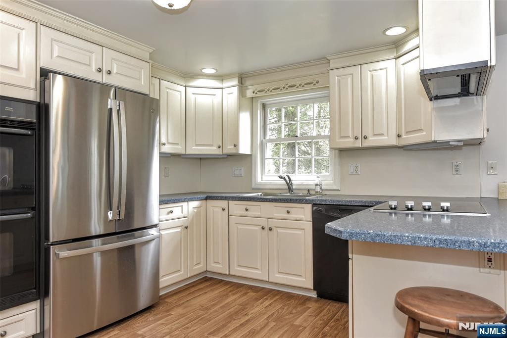 520 Lafayette Avenue, Wyckoff, NJ, 07481