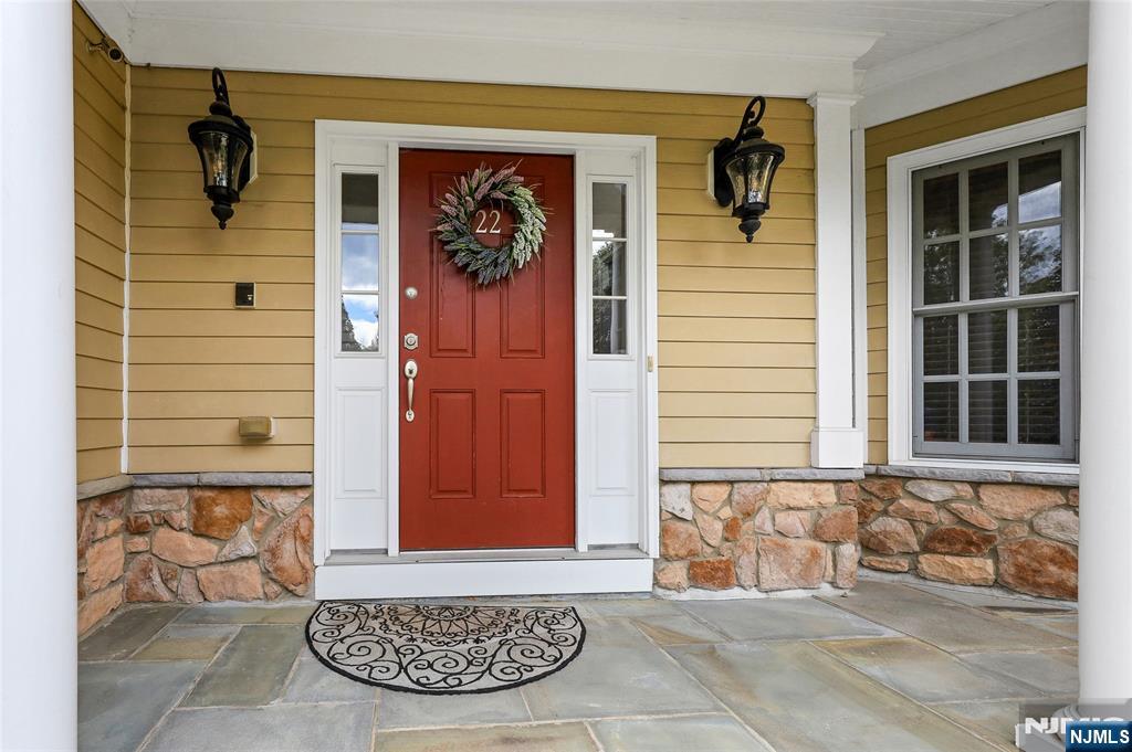 22 Meadow Lake Drive, Mahwah, NJ, 07430
