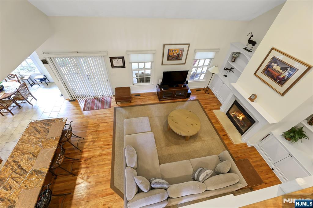 22 Meadow Lake Drive, Mahwah, NJ, 07430