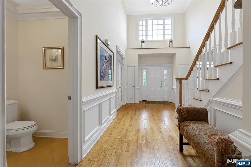 22 Meadow Lake Drive, Mahwah, NJ, 07430