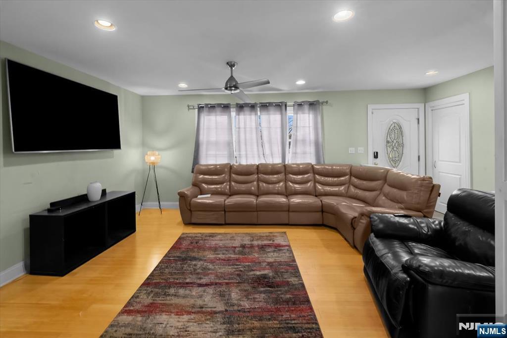 35 E Ridgewood Avenue - Photo 4