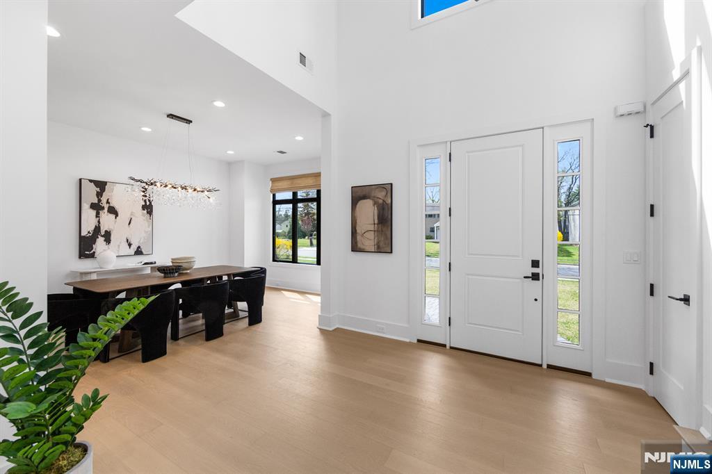 163 Delmar Avenue - Photo 3