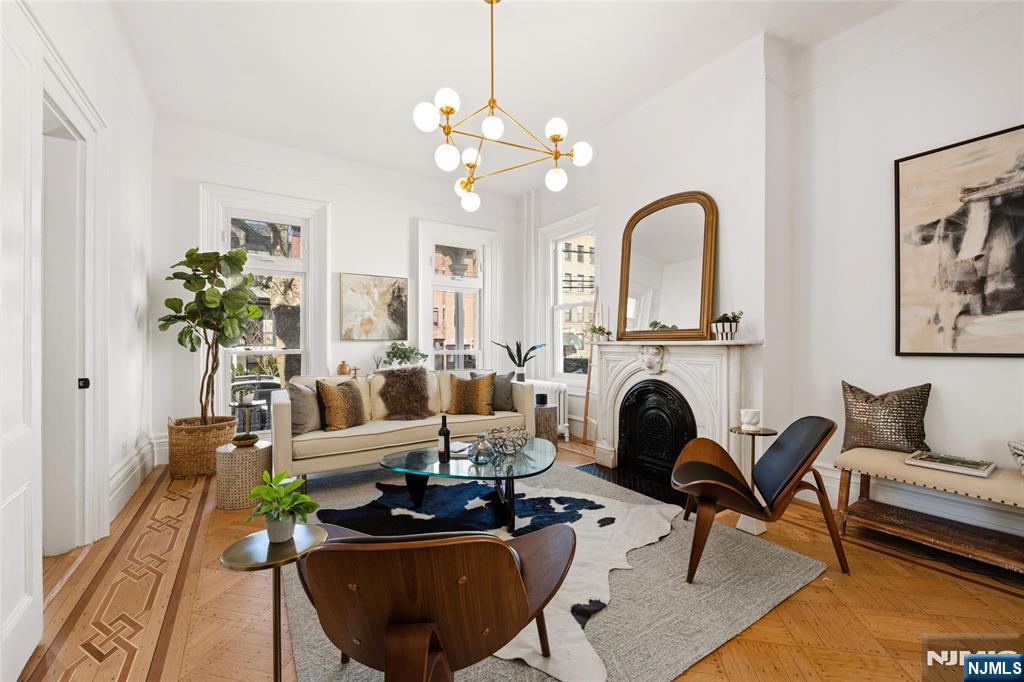 55 Reservoir Avenue - Photo 2