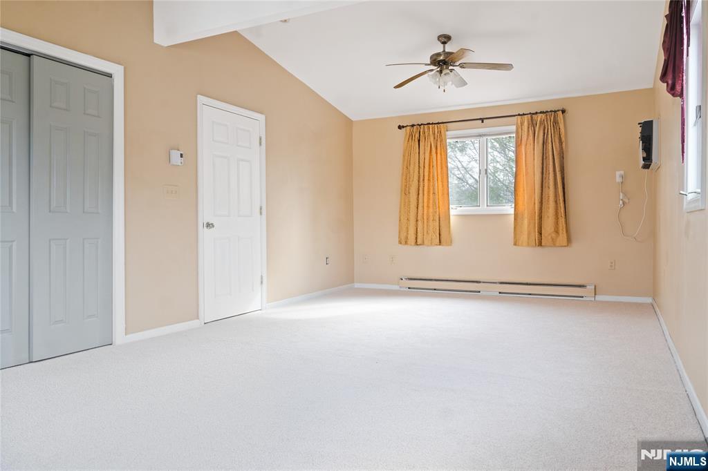 121 Pine Avenue, New Milford, NJ 07646 Listing Photo  12