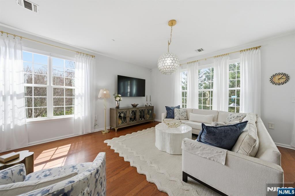 8100 River Road UNIT 210, North Bergen, NJ, 07047