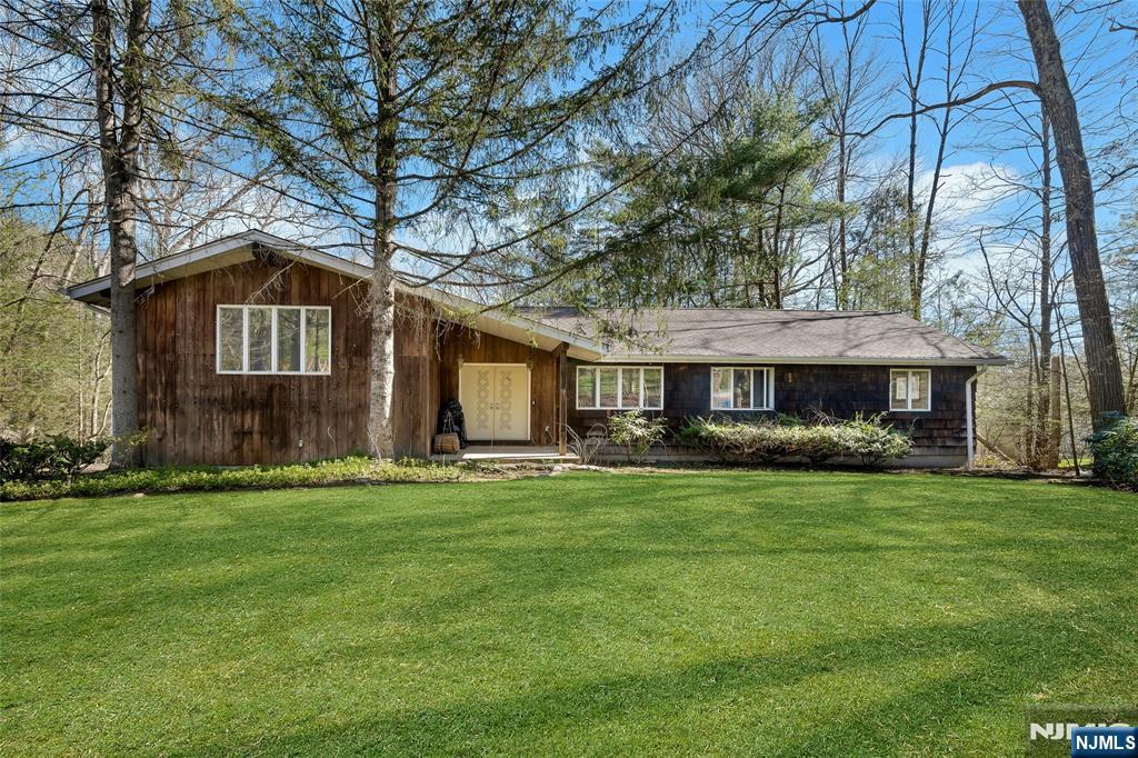 24 Deerhaven Lane - Photo 1