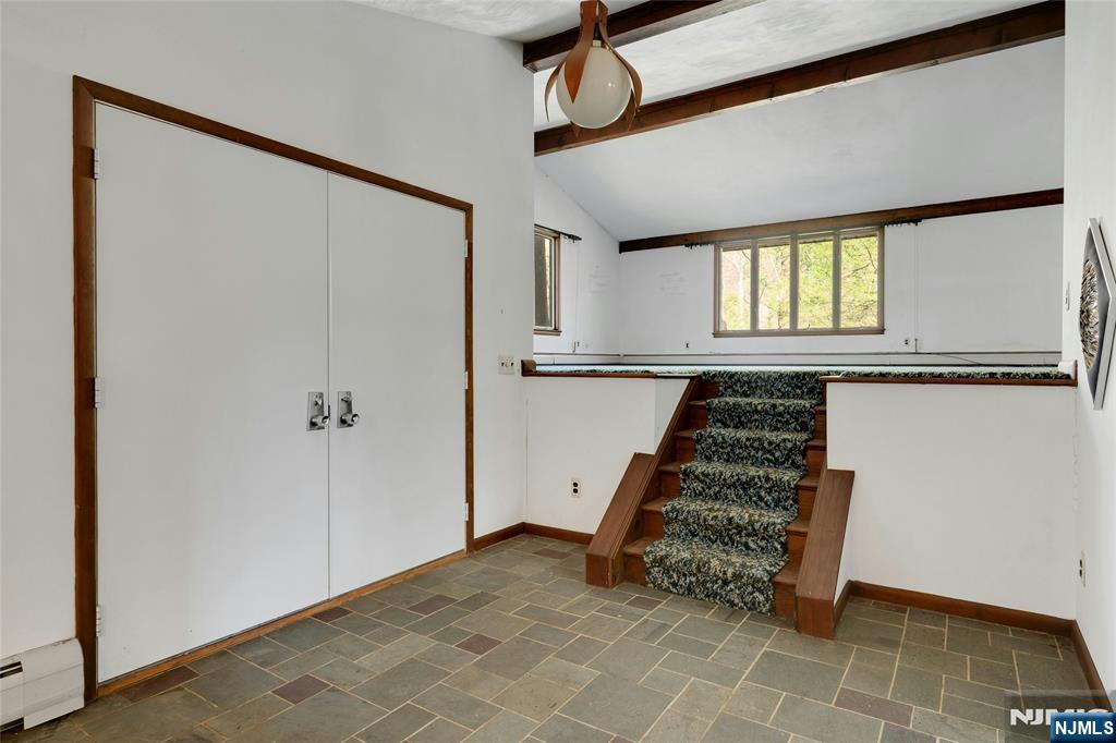 24 Deerhaven Lane - Photo 4