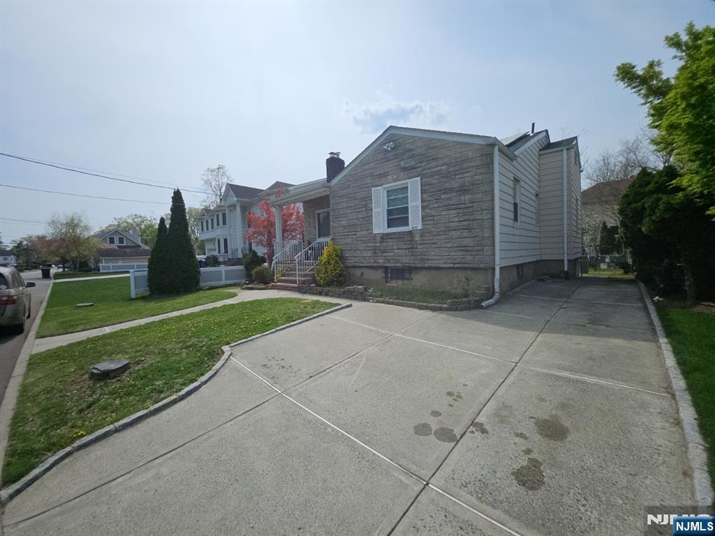 431 Terhune Avenue - Photo 3