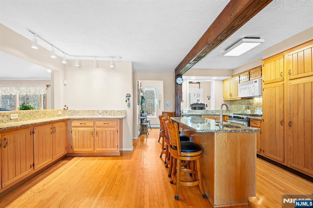 70 Harrison Lane — photo 20