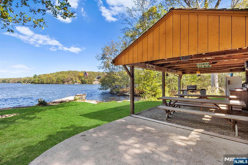 70 Harrison Lane - Photo 5