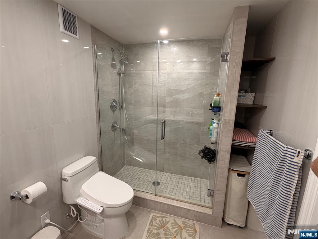 200 Winston #1205, Cliffside Park, NJ 07010