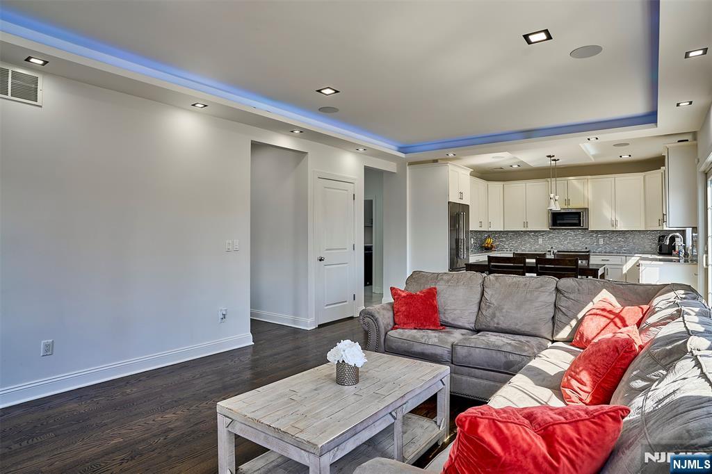 62 Colonial Woods Drive - Photo 3