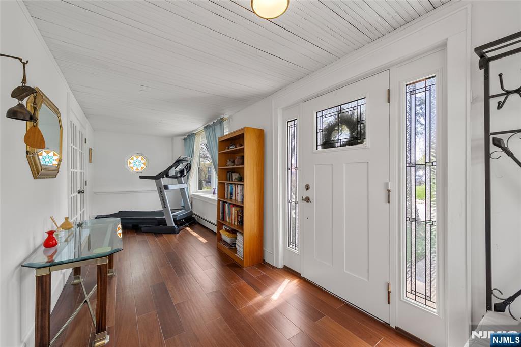 77 Oakdene Avenue, Teaneck, NJ 07666 Listing Photo  3