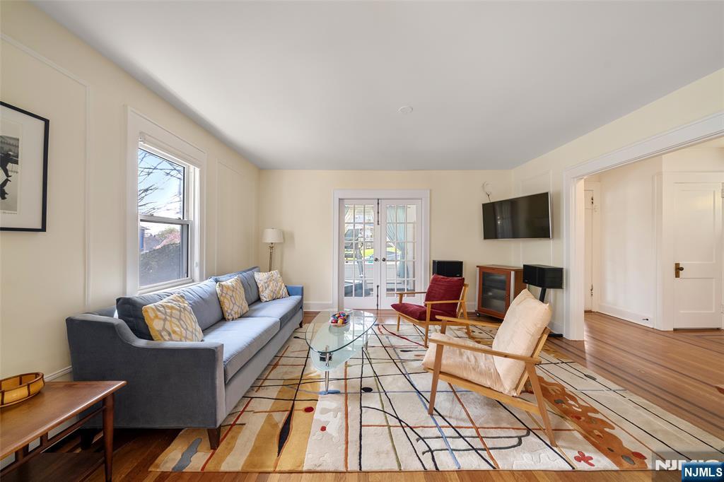 77 Oakdene Avenue, Teaneck, NJ 07666 Listing Photo  5