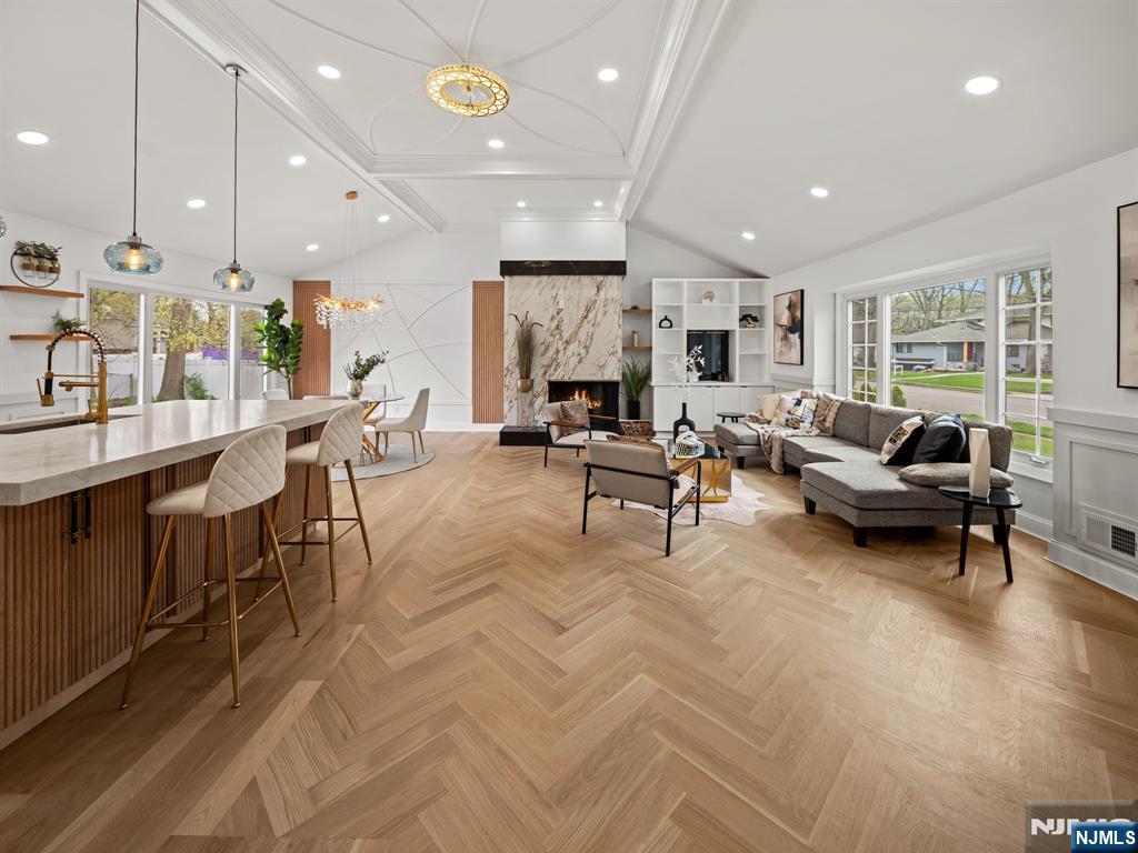 22-35 Radburn Road - Photo 5