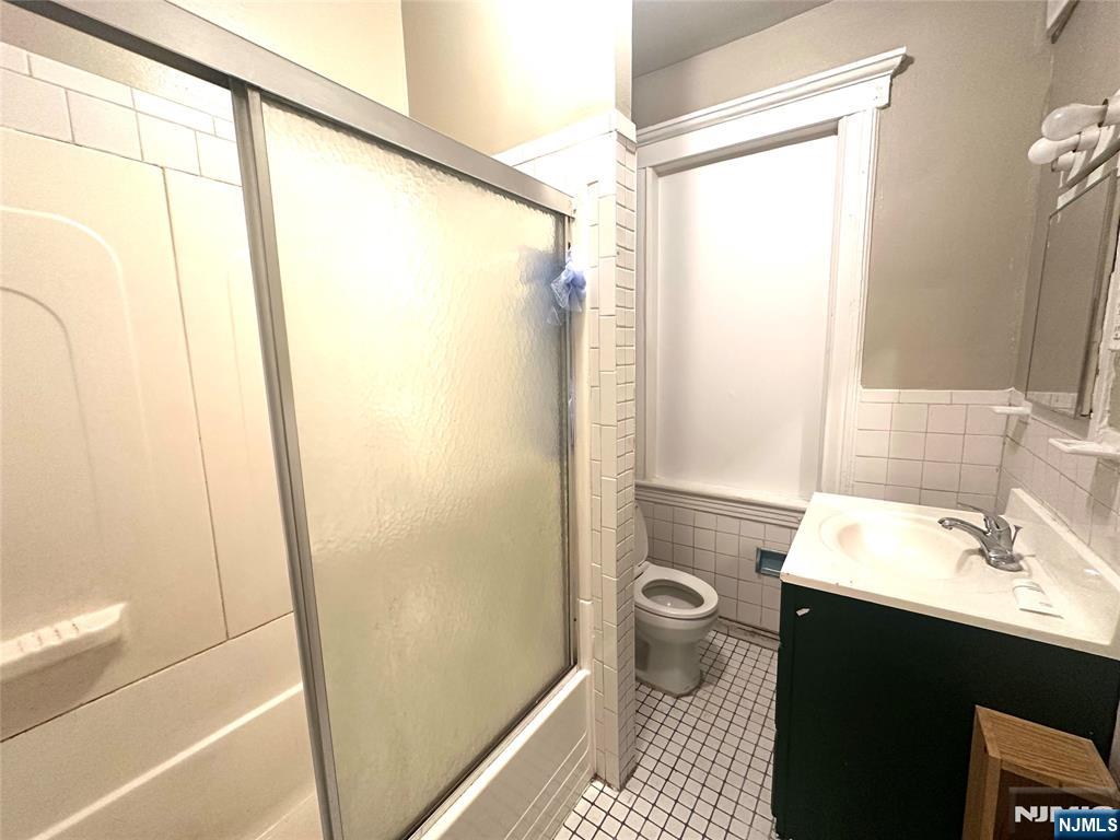 218 Main, Ridgefield Park, NJ 07660 Listing Photo  6