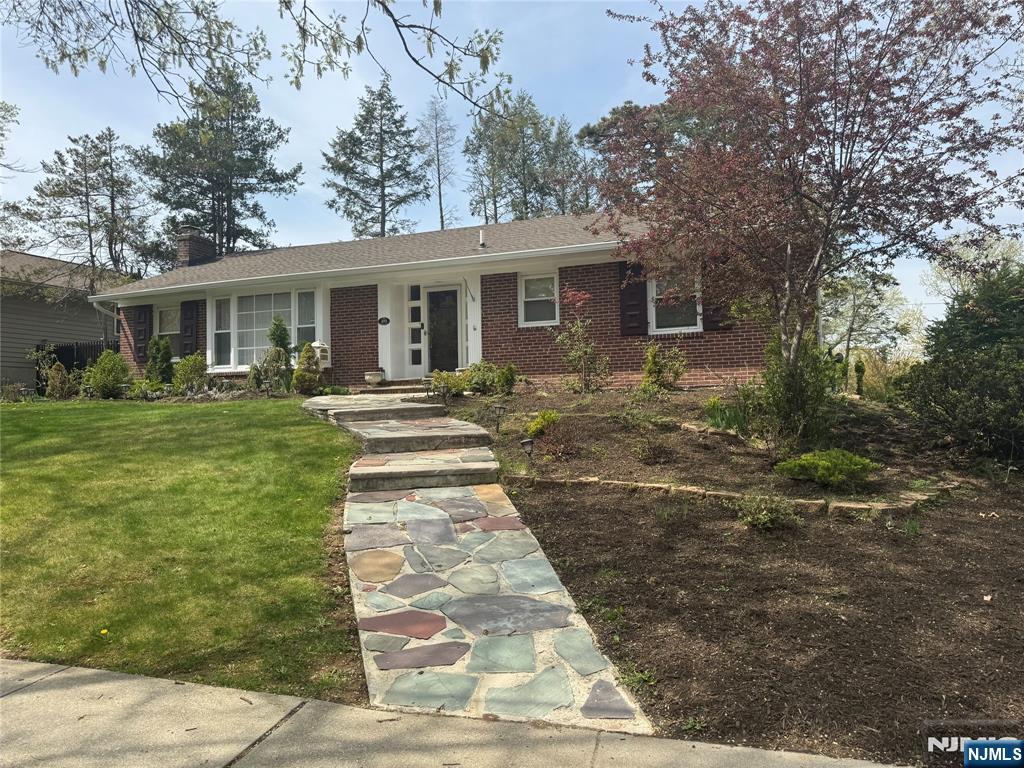 493-495 Berkeley Avenue - Photo 2